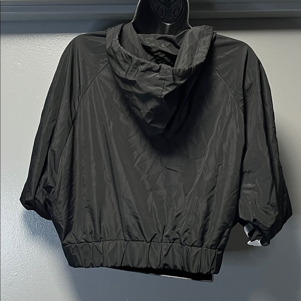 Love Tree Black Hooded Bomber  EUC Jacket - Picture 8 of 12